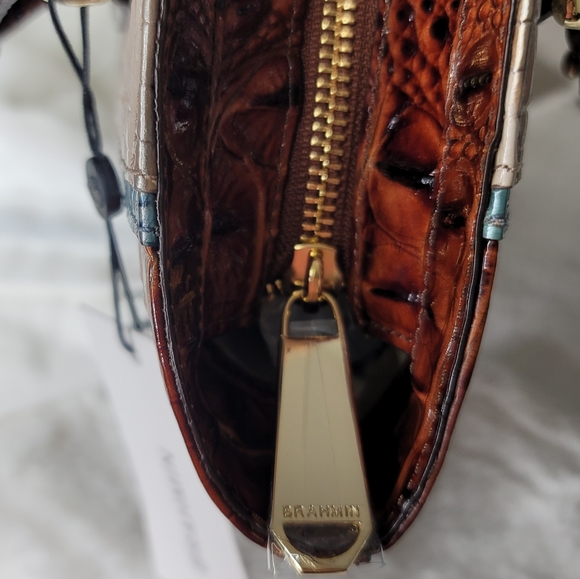 Sold Out - Picture 7 of 11